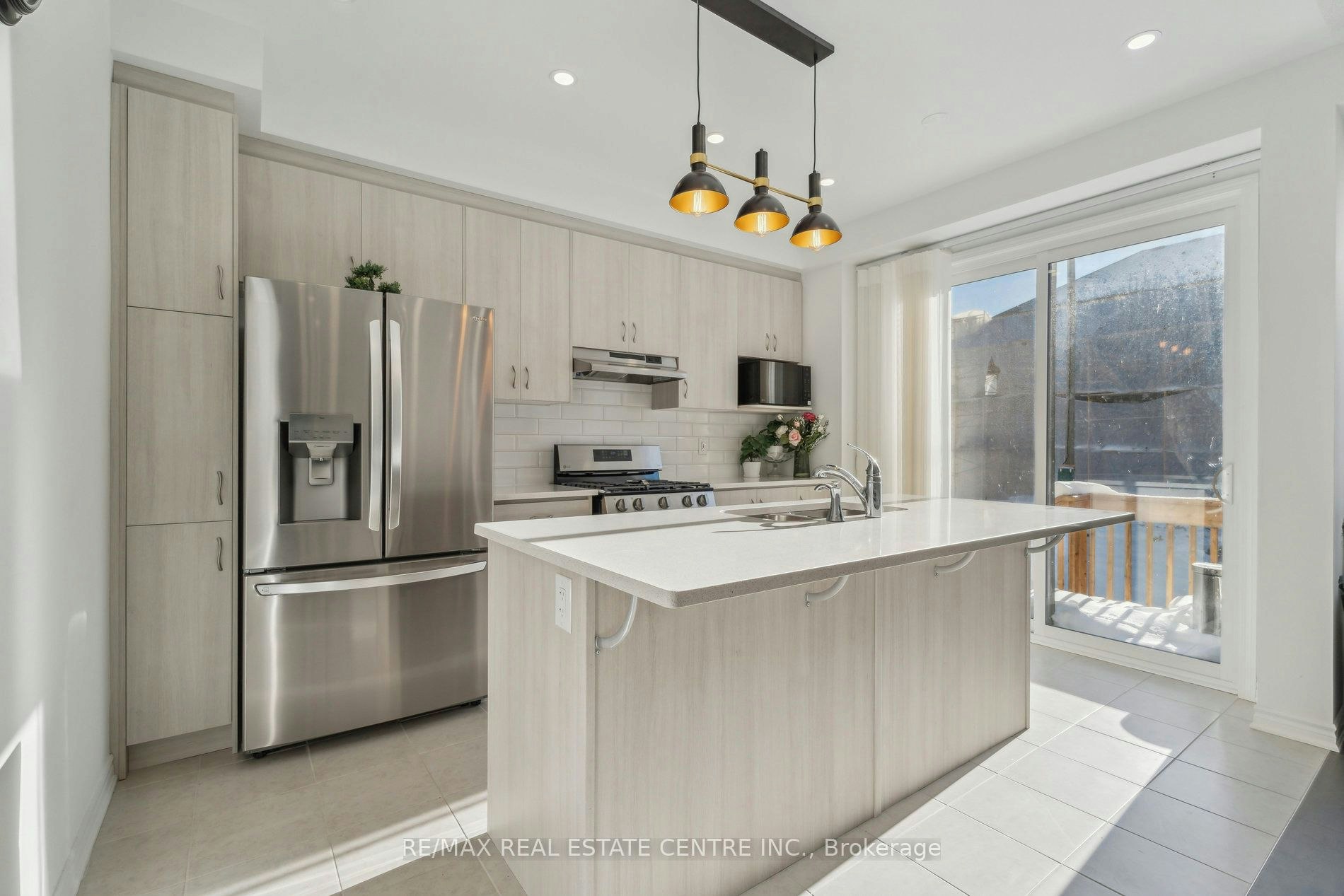 699 Newlove Street, Innisfil, ON, L9S 0R8 - 14