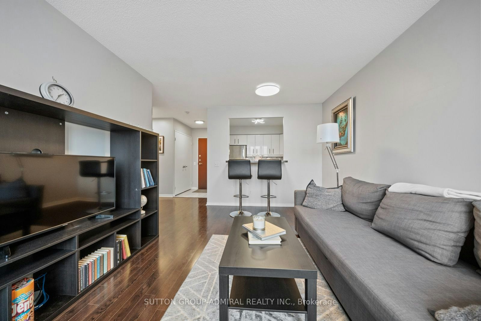 1103-81 Townsgate Drive, Vaughan, ON, L4J 8E6