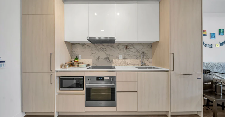 2211-225 Commerce Street, Vaughan, ON, L4K 0R1 - 17