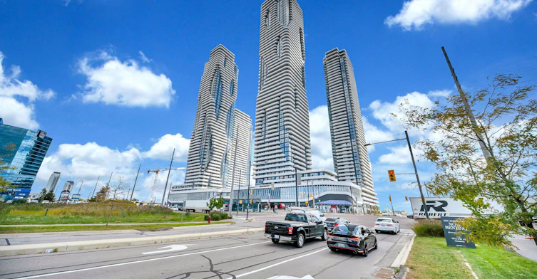 2211-225 Commerce Street, Vaughan, ON, L4K 0R1 - 2