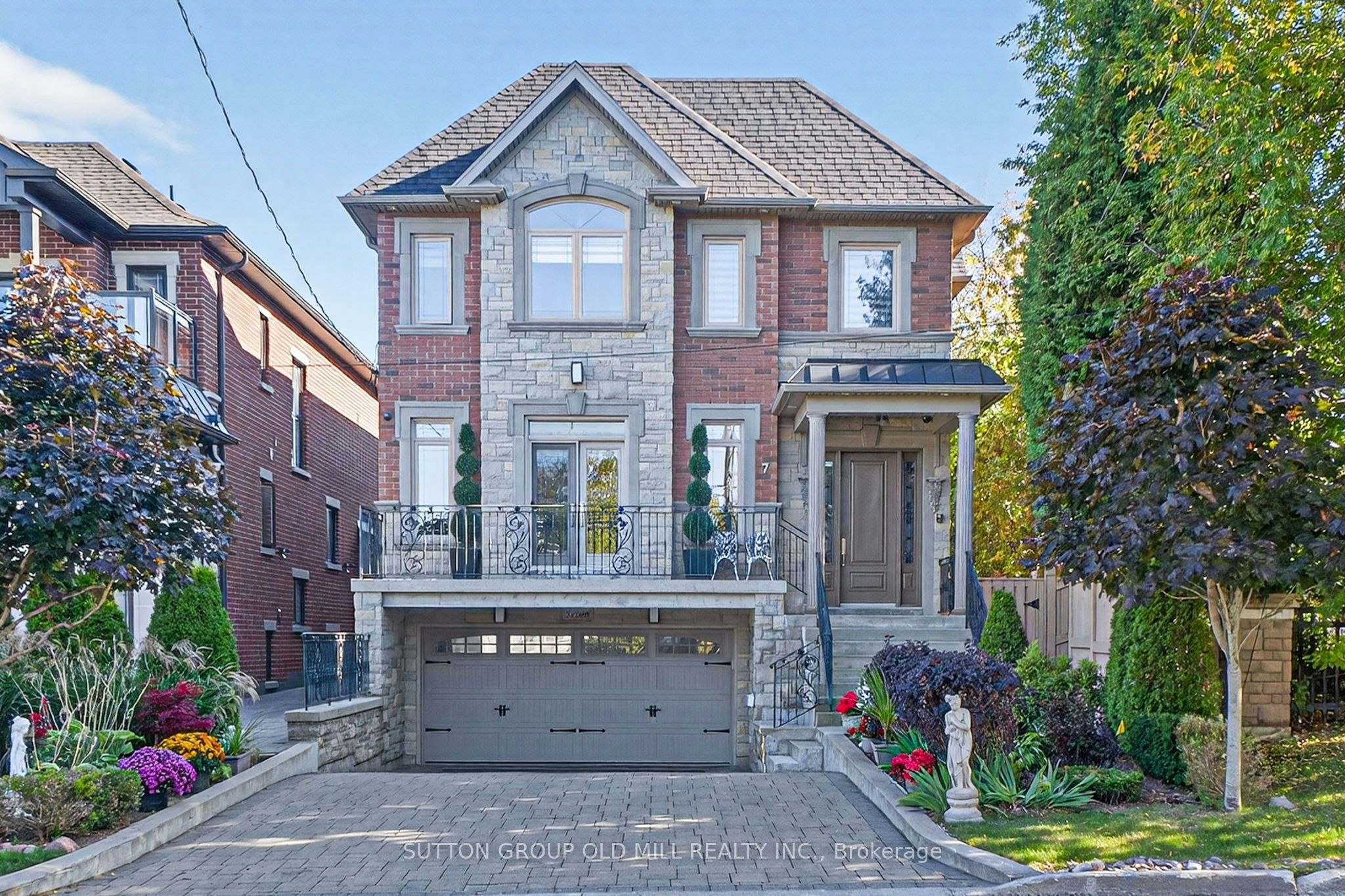 7 Cousins Drive, Aurora, ON, L4G 1B2