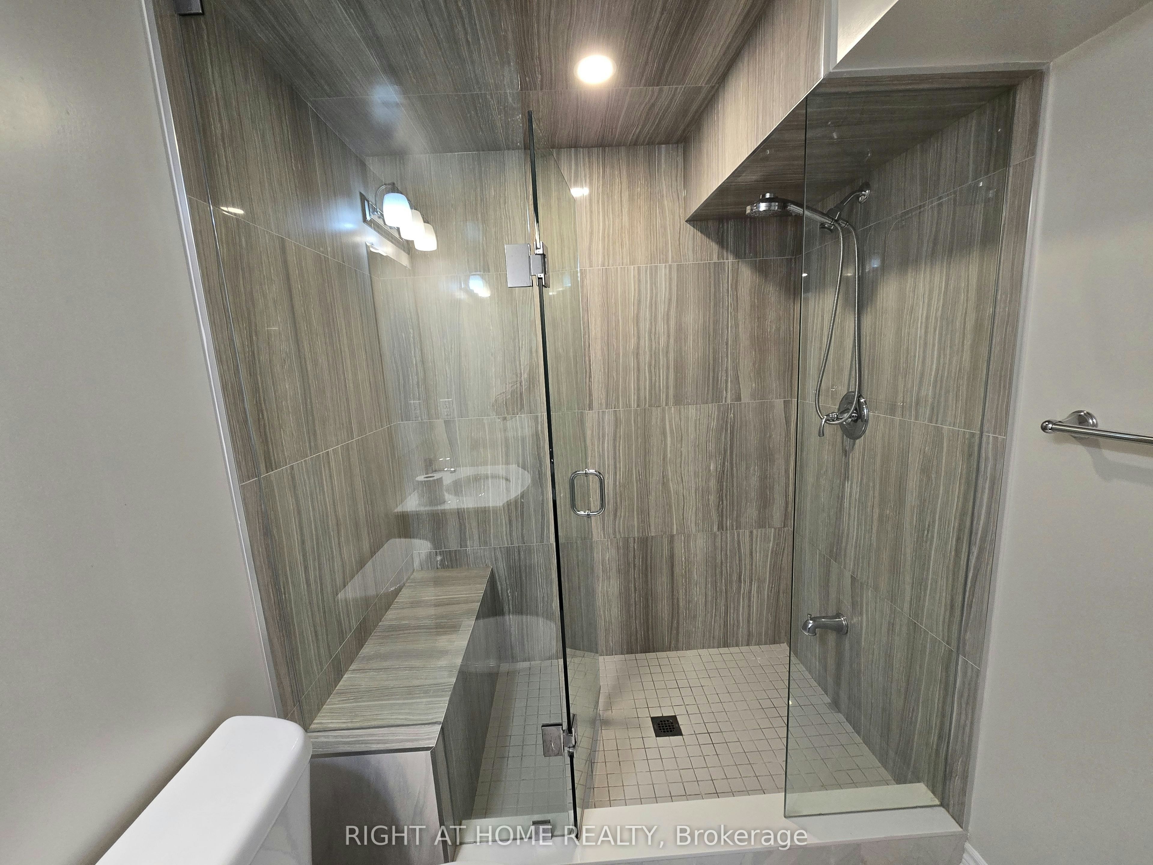 Basement-28 Philips View Crescent, Richmond Hill, ON, L4E 0S9 - 21