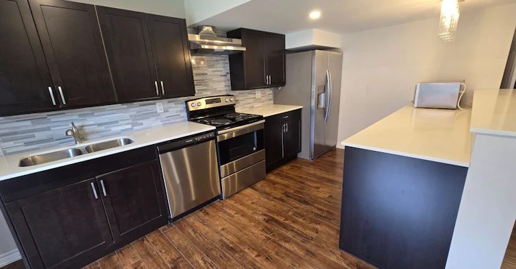 Basement-28 Philips View Crescent, Richmond Hill, ON, L4E 0S9 - 12