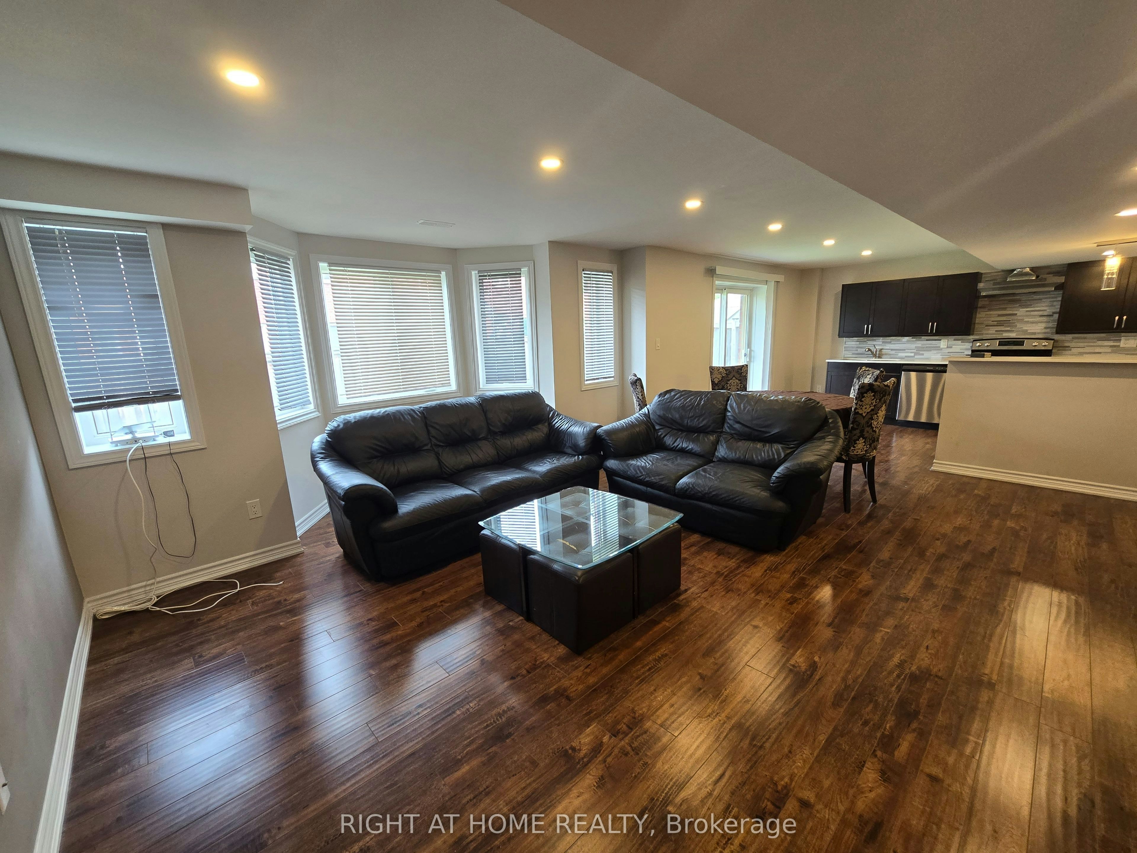Basement-28 Philips View Crescent, Richmond Hill, ON, L4E 0S9 - 5