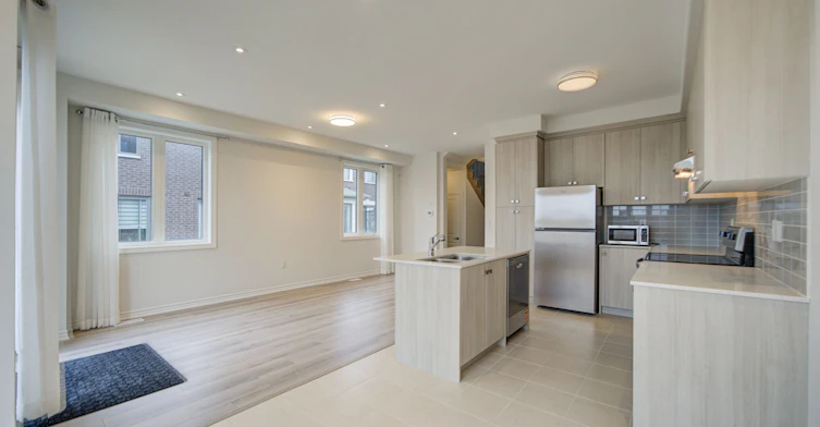 80 Tipp Drive, Richmond Hill, ON, L4E 1M2 - 12
