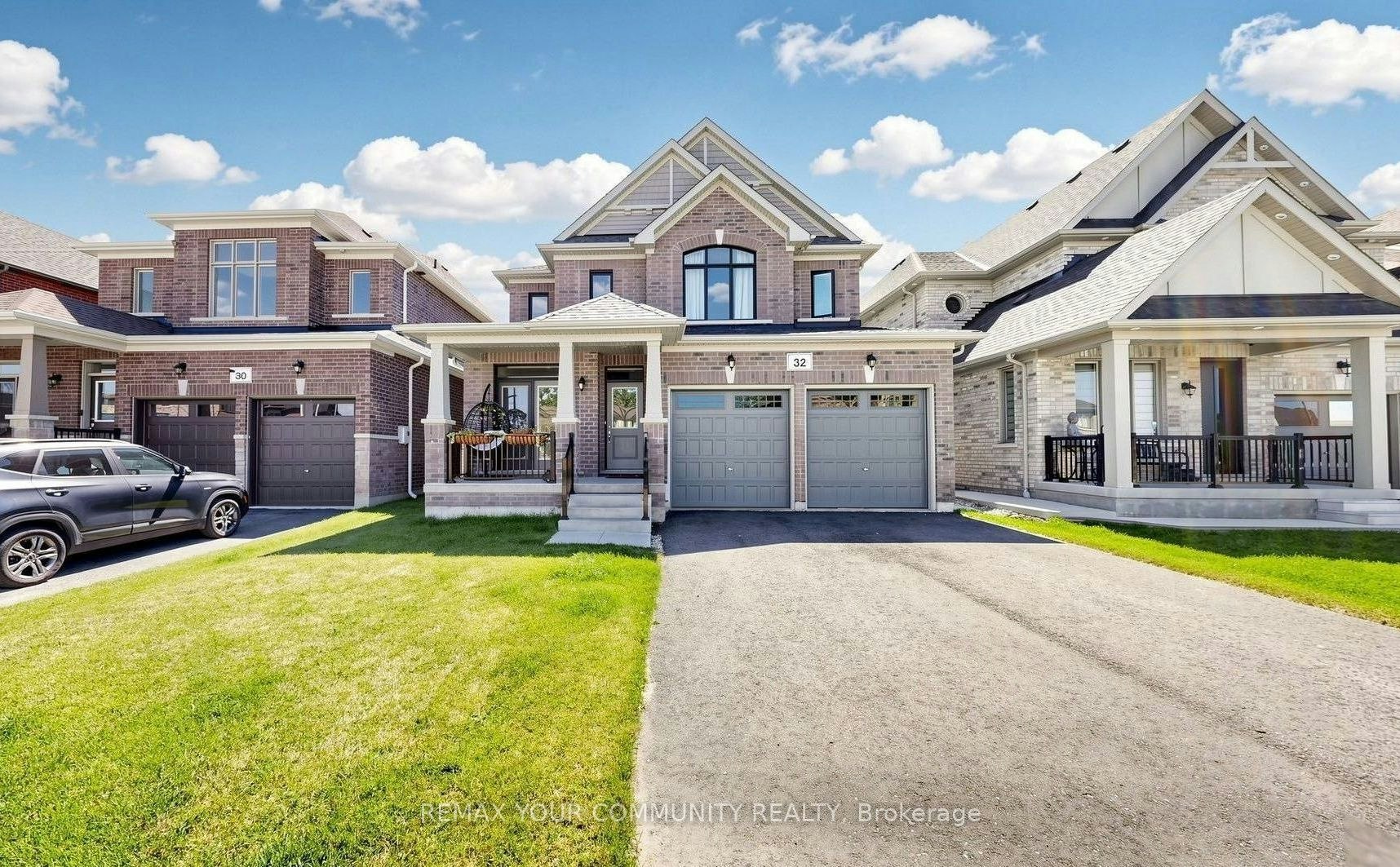 32 Baycroft Boulevard, Essa, ON, L0M 1B5