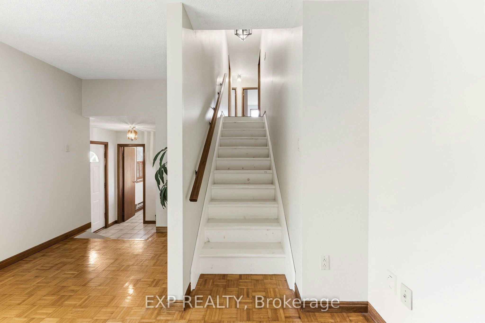 32 Louisa Street, Georgina, ON, L0E 1L0 - 19