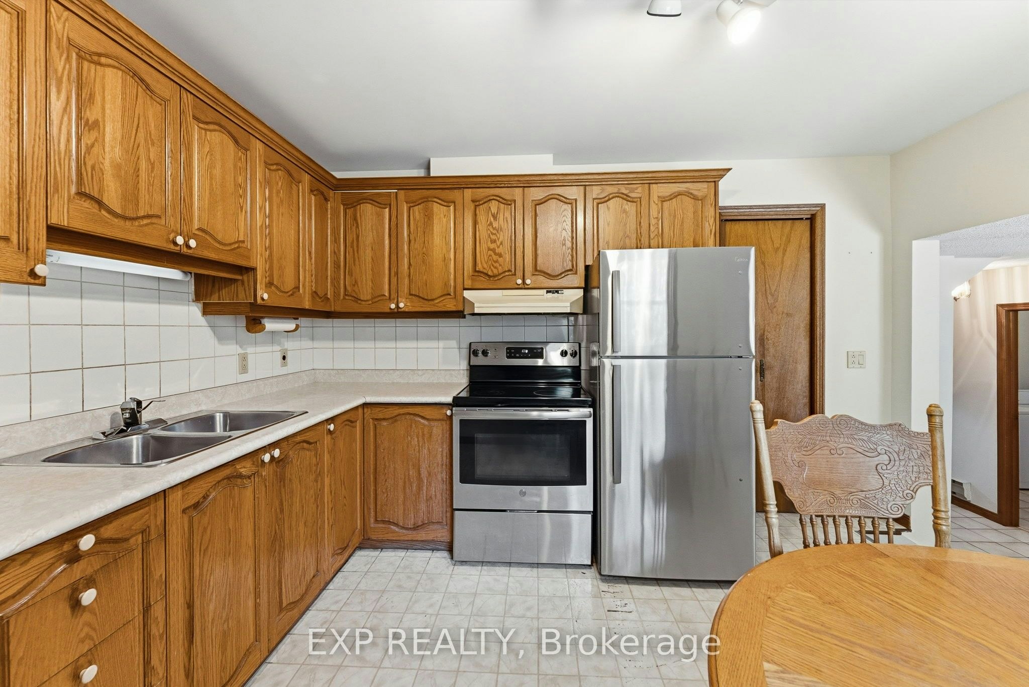 32 Louisa Street, Georgina, ON, L0E 1L0 - 12