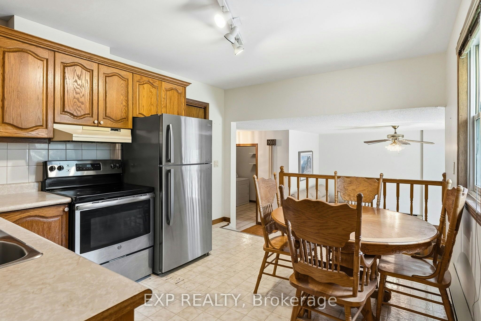 32 Louisa Street, Georgina, ON, L0E 1L0 - 11