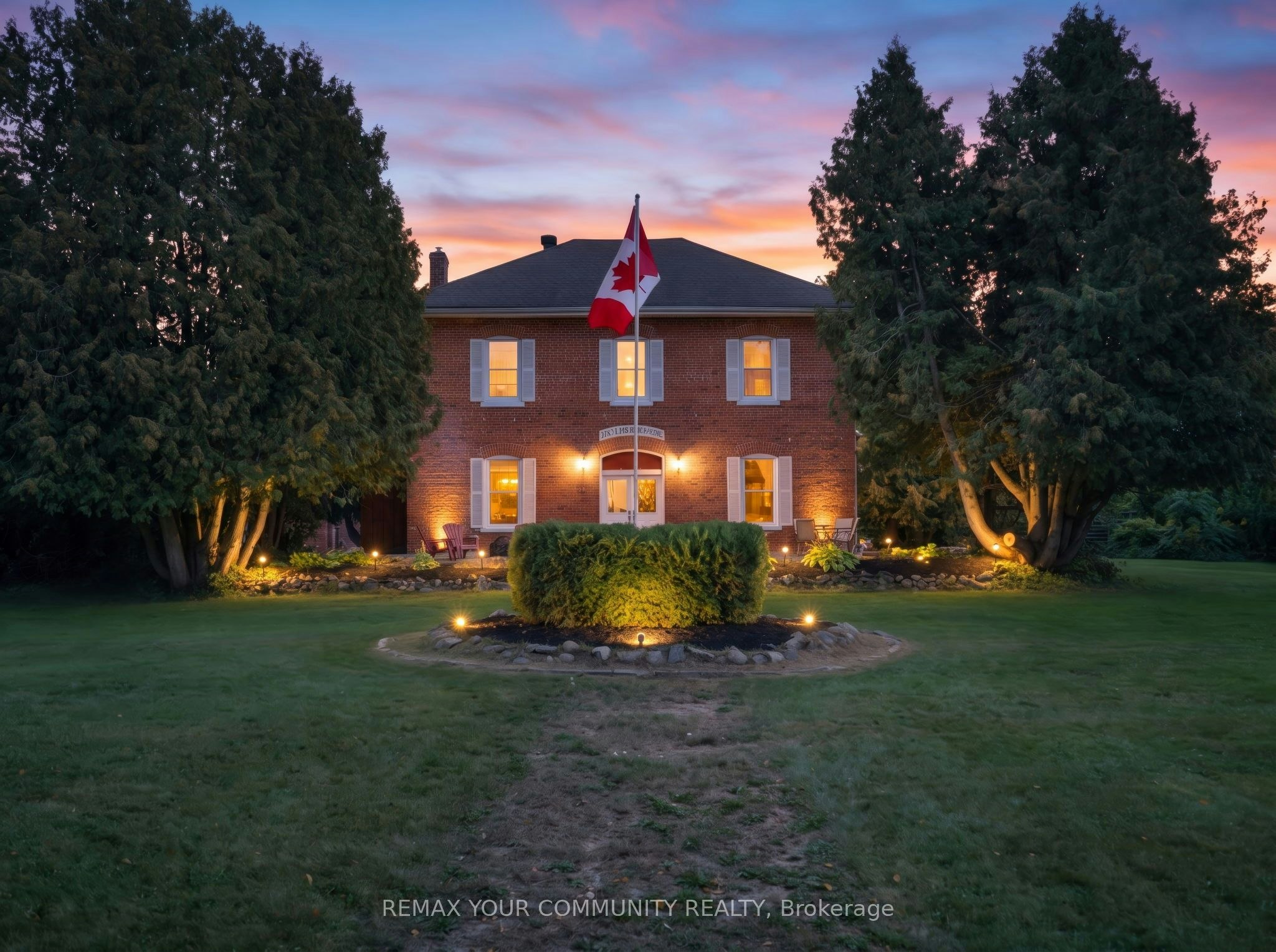 351 Hedge Road, Georgina, ON, L0E 1R0