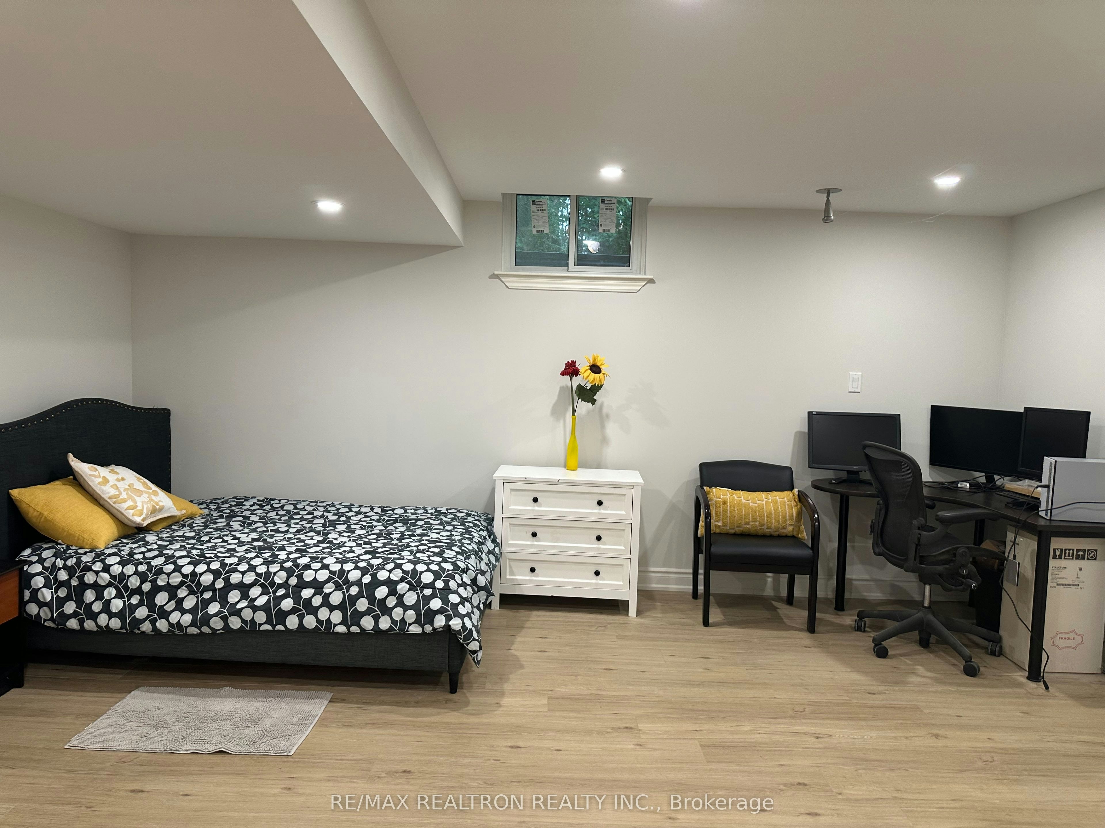 Bsmt-111 Spring Blossom Crescent, Markham, ON, L6C 1X4 - 4