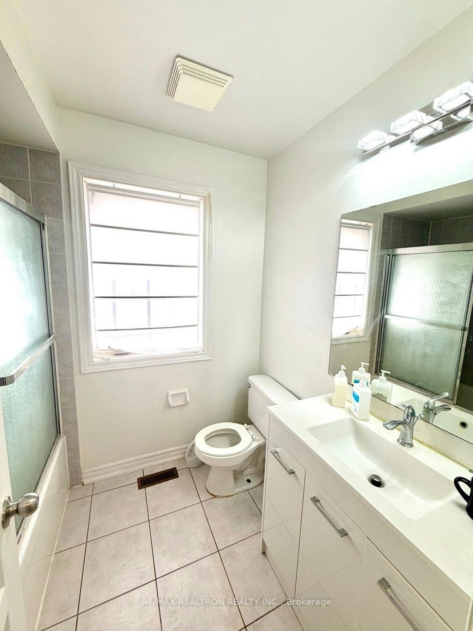97 Grand Oak Drive, Richmond Hill, ON, L4E 4A6 - 24