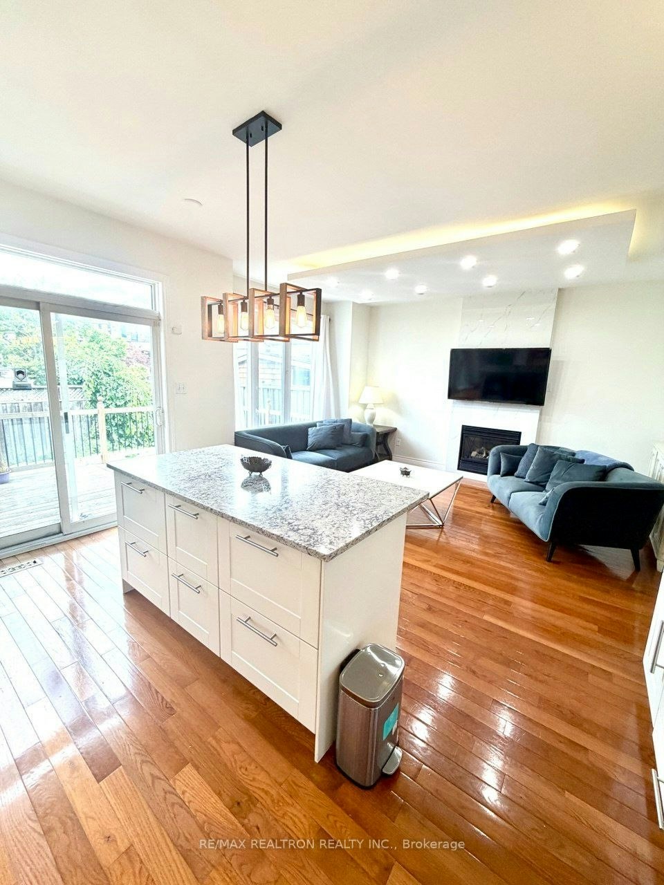 97 Grand Oak Drive, Richmond Hill, ON, L4E 4A6 - 8