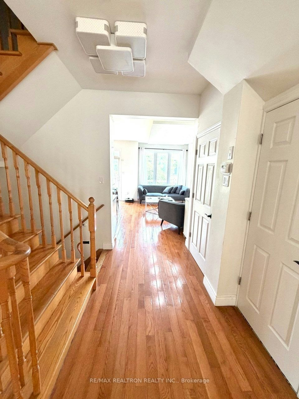 97 Grand Oak Drive, Richmond Hill, ON, L4E 4A6 - 3
