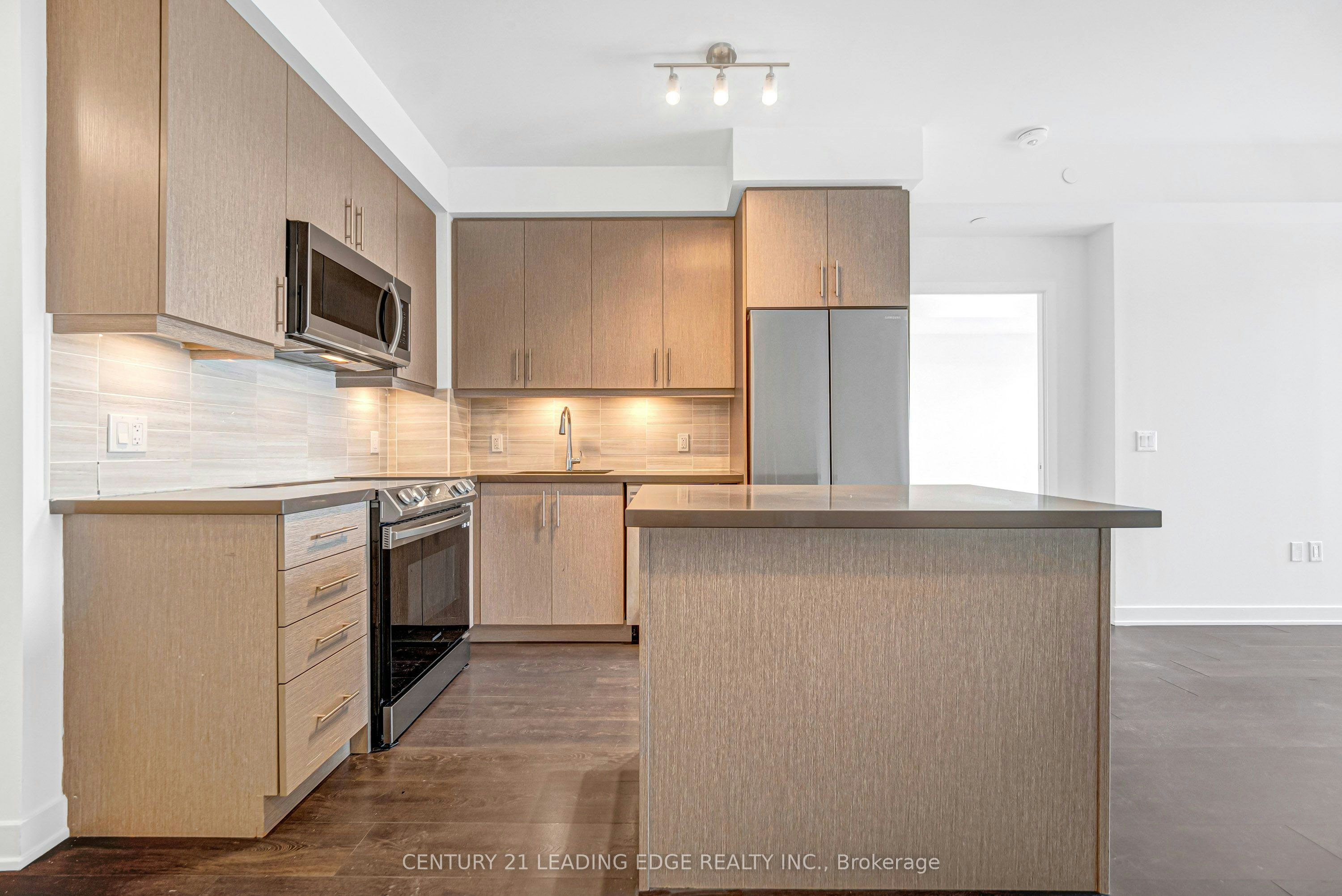 707-95 Oneida Crescent, Richmond Hill, ON, L4B 0H5 - 6