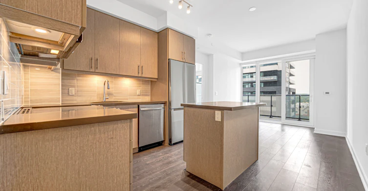 707-95 Oneida Crescent, Richmond Hill, ON, L4B 0H5 - 5