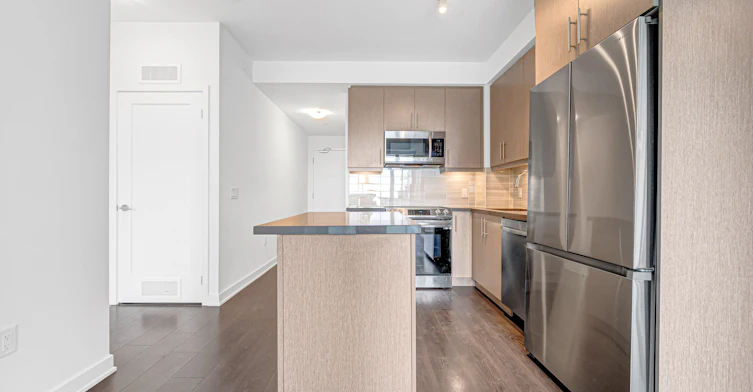 707-95 Oneida Crescent, Richmond Hill, ON, L4B 0H5 - 8