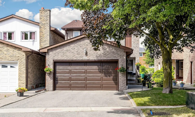 83 Empringham Crescent