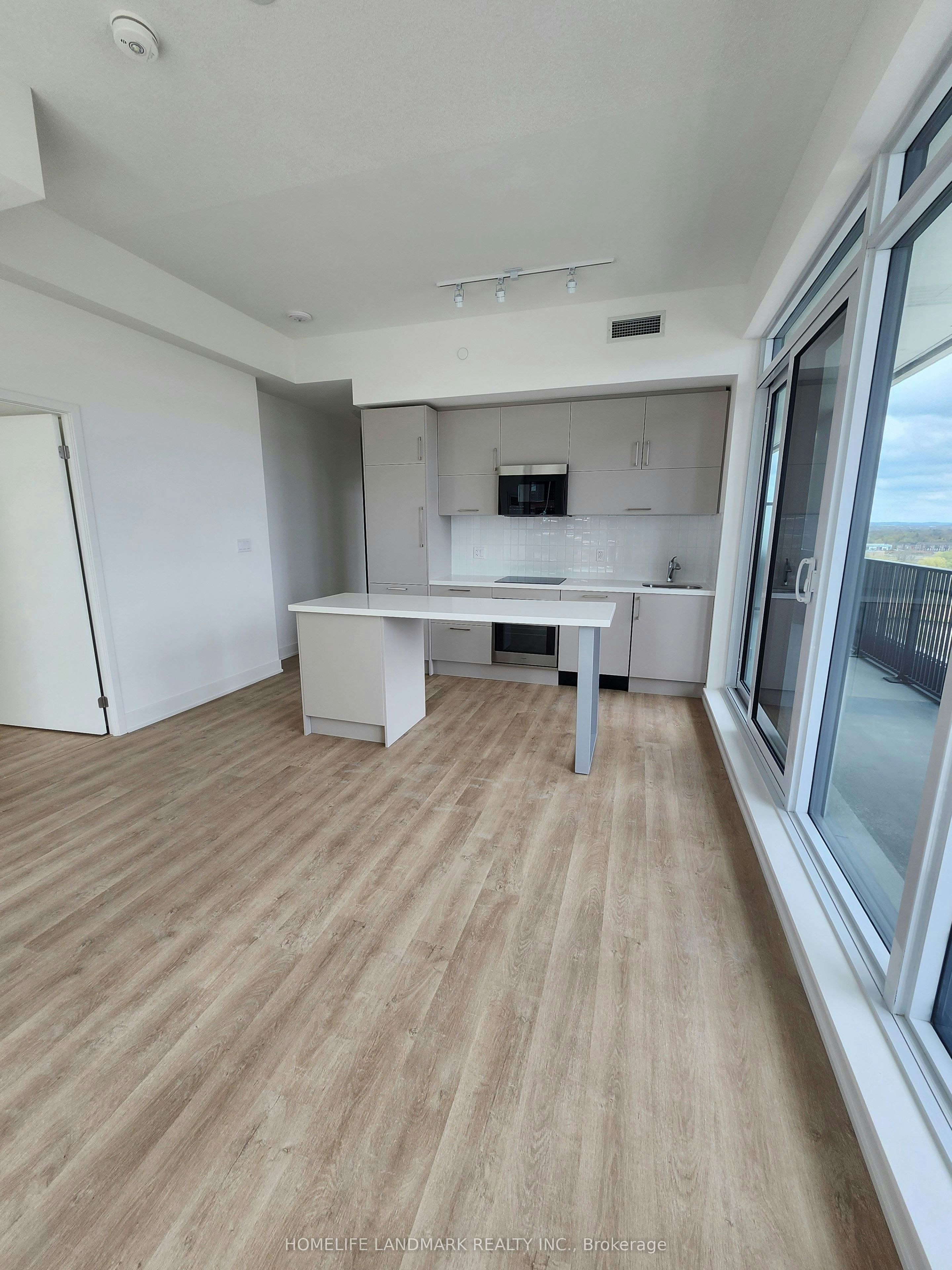 E920-56 Andre De Grasse Street, Markham, ON, L6G 0H8 - 2