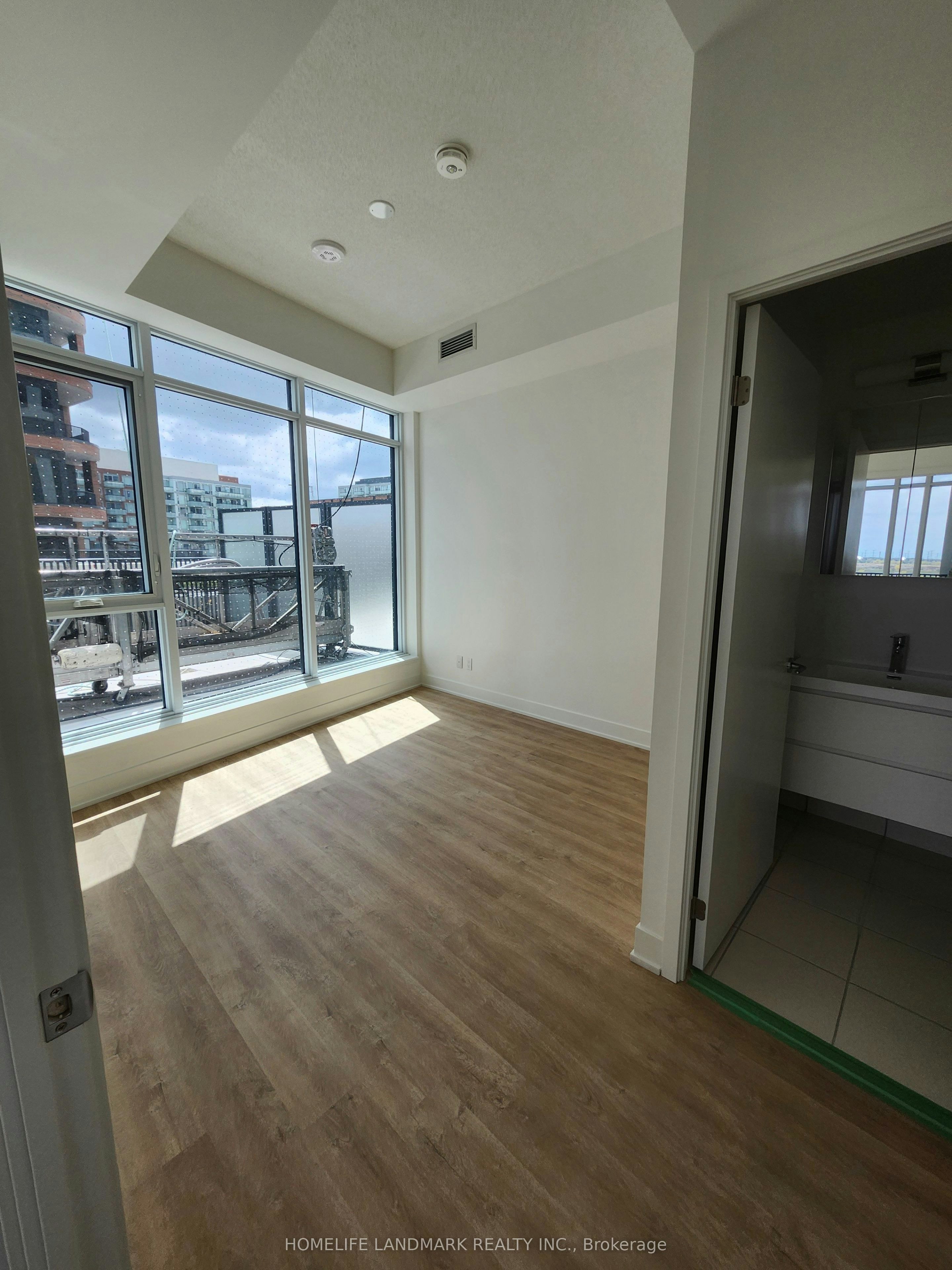 E920-56 Andre De Grasse Street, Markham, ON, L6G 0H8 - 4