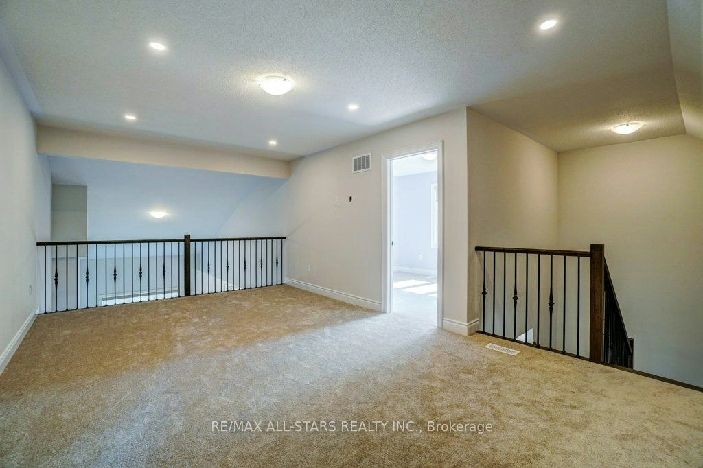 34 Hildred Cushing Way, Uxbridge, ON, L9P 0S1 - 26
