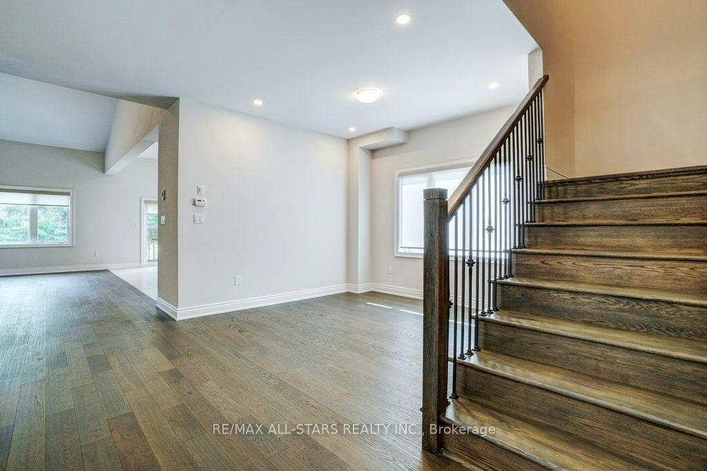 34 Hildred Cushing Way, Uxbridge, ON, L9P 0S1 - 8