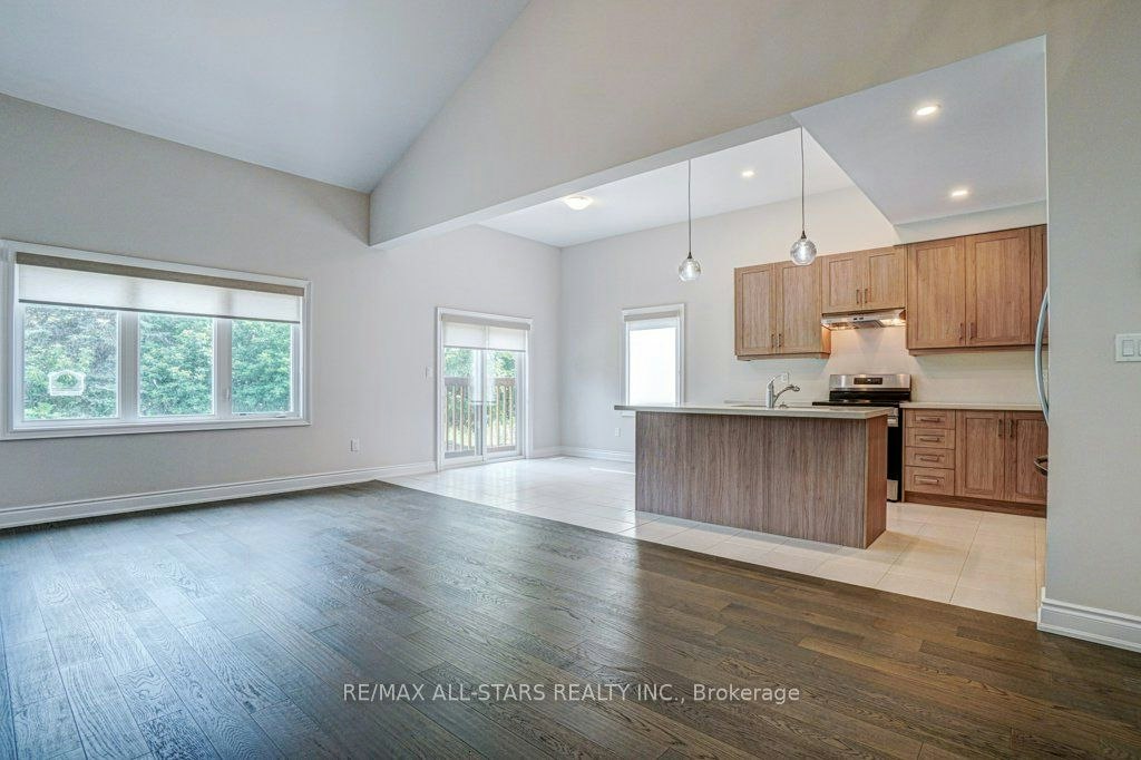 34 Hildred Cushing Way, Uxbridge, ON, L9P 0S1 - 11