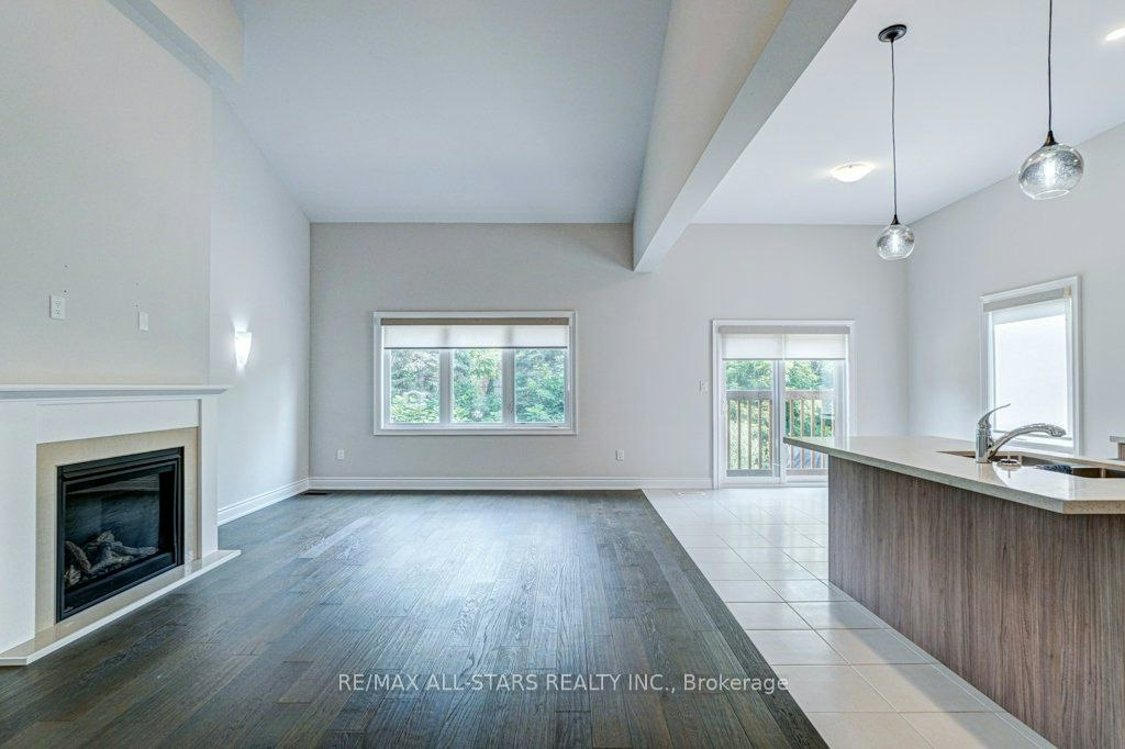 34 Hildred Cushing Way, Uxbridge, ON, L9P 0S1 - 14