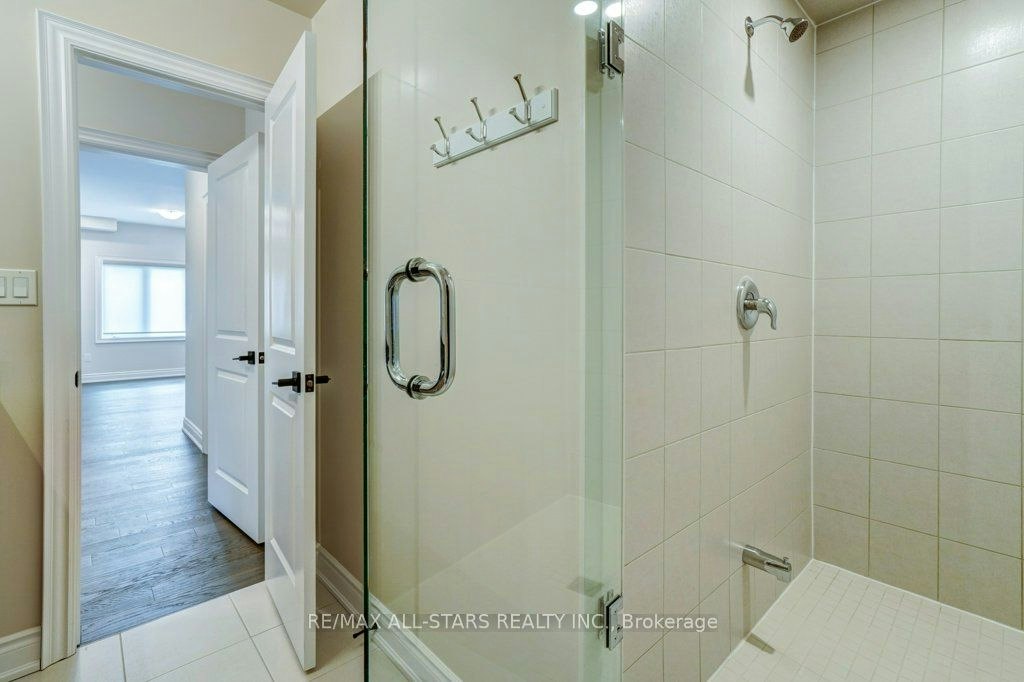 34 Hildred Cushing Way, Uxbridge, ON, L9P 0S1 - 22