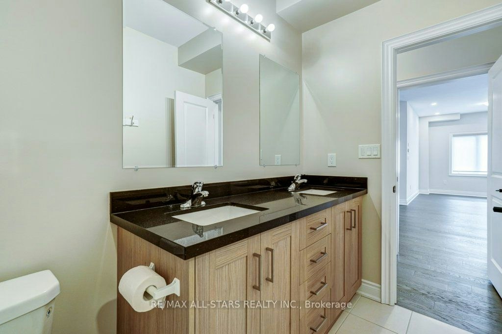 34 Hildred Cushing Way, Uxbridge, ON, L9P 0S1 - 21