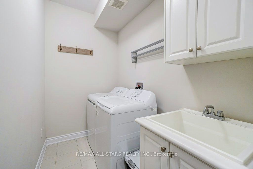 34 Hildred Cushing Way, Uxbridge, ON, L9P 0S1 - 23