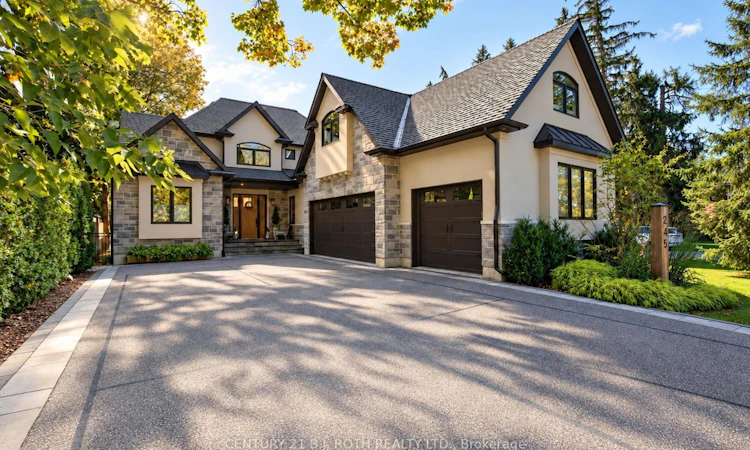 245 Sunnybrae Avenue