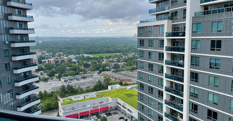 2231-7161 Yonge Street, Vaughan, ON, L3T 0C8