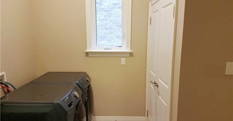 11 Richmond Park Drive, Georgina, ON, L4P 0H2 - 8