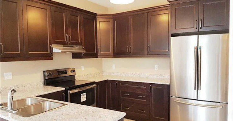 11 Richmond Park Drive, Georgina, ON, L4P 0H2 - 6