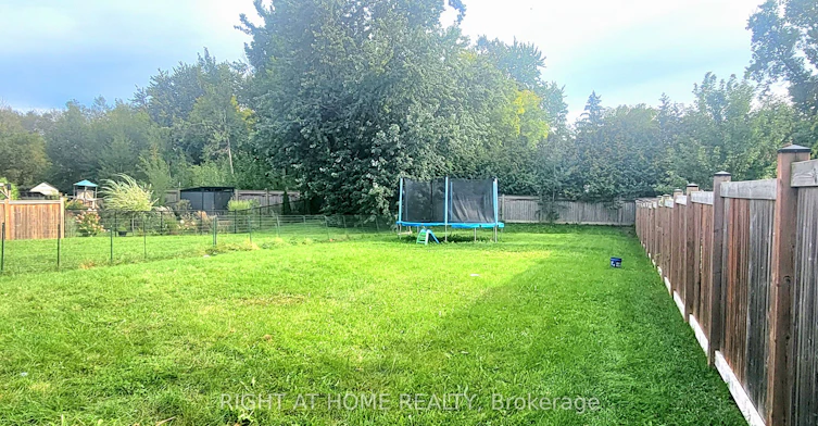 11 Richmond Park Drive, Georgina, ON, L4P 0H2 - 21