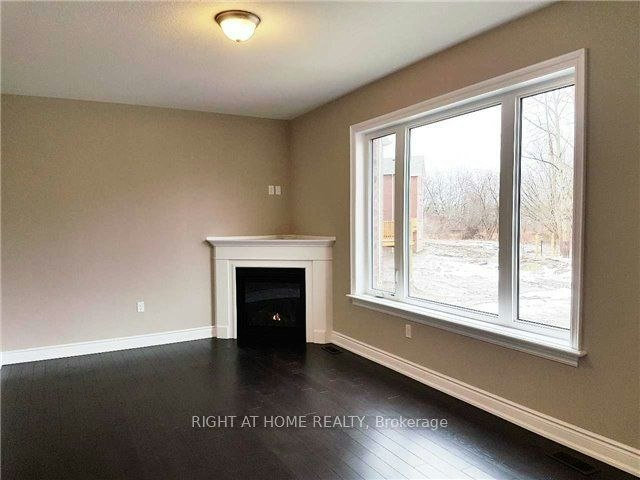 11 Richmond Park Drive, Georgina, ON, L4P 0H2 - 5
