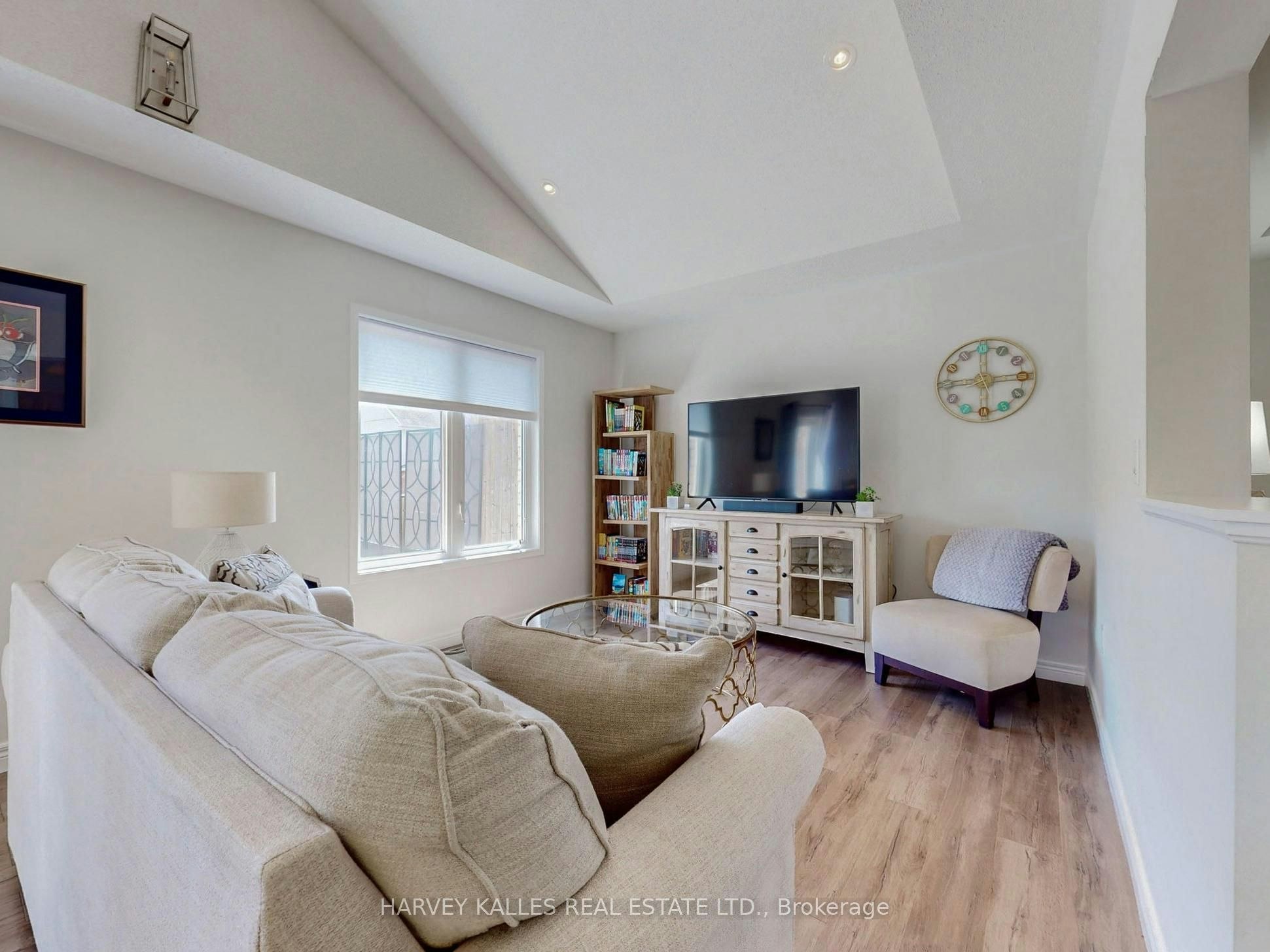 1159 Kell Street, Innisfil, ON, L9S 4W3 - 8