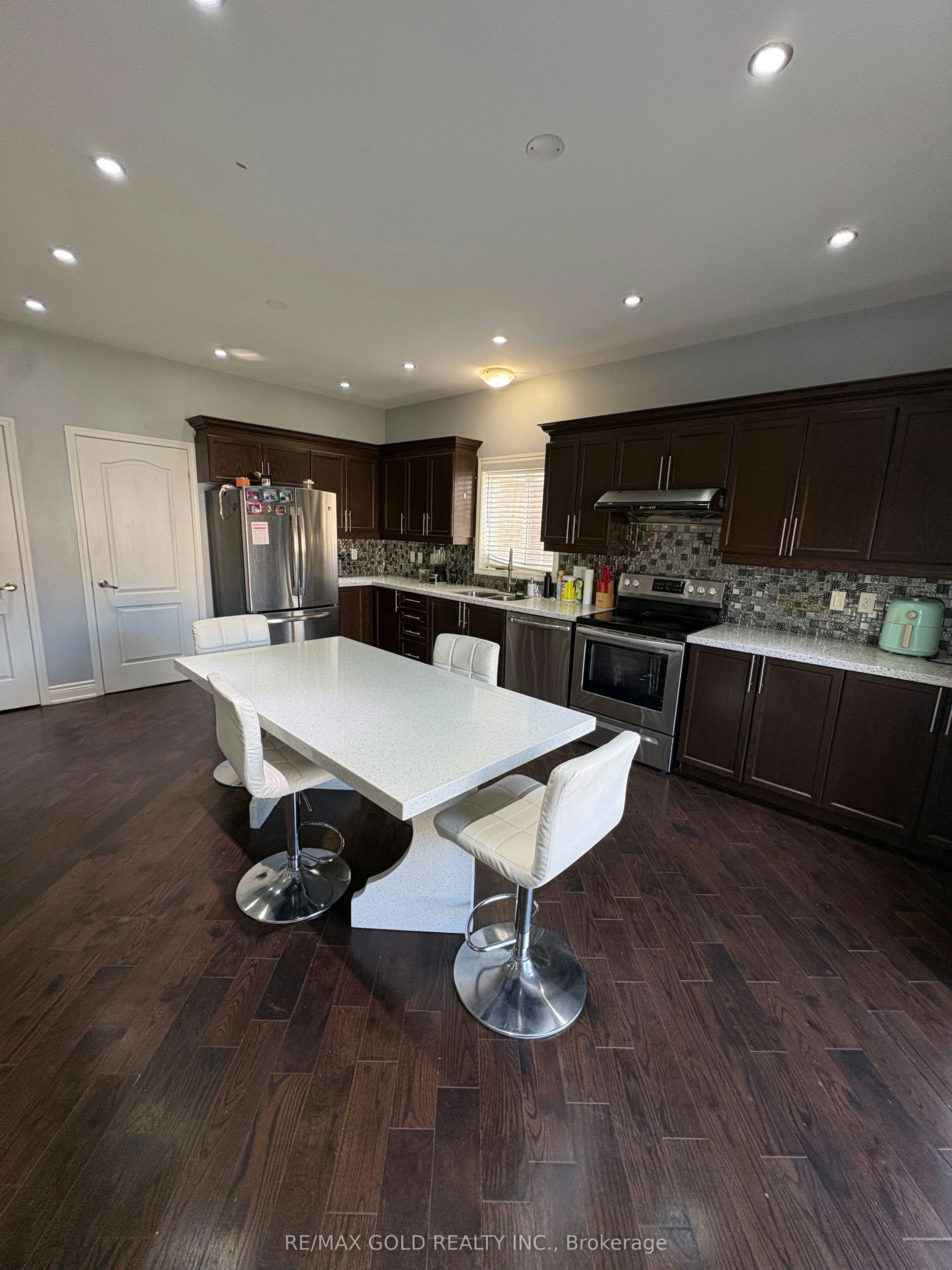 2199 Batters Loop Street, Innisfil, ON, L9S 0C9 - 9