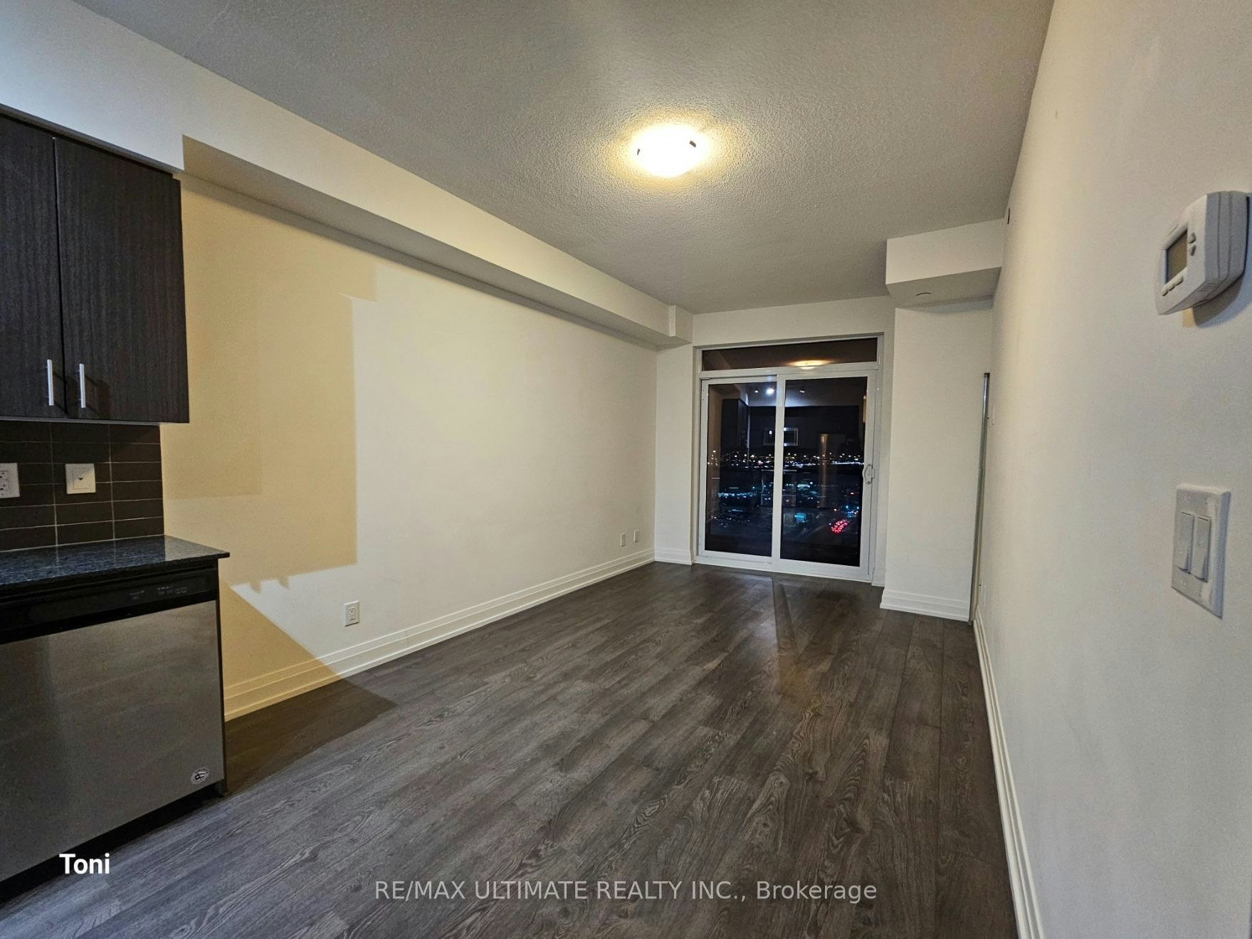1610-3600 Highway 7 Road, Vaughan, ON, L4L 0G7 - 9