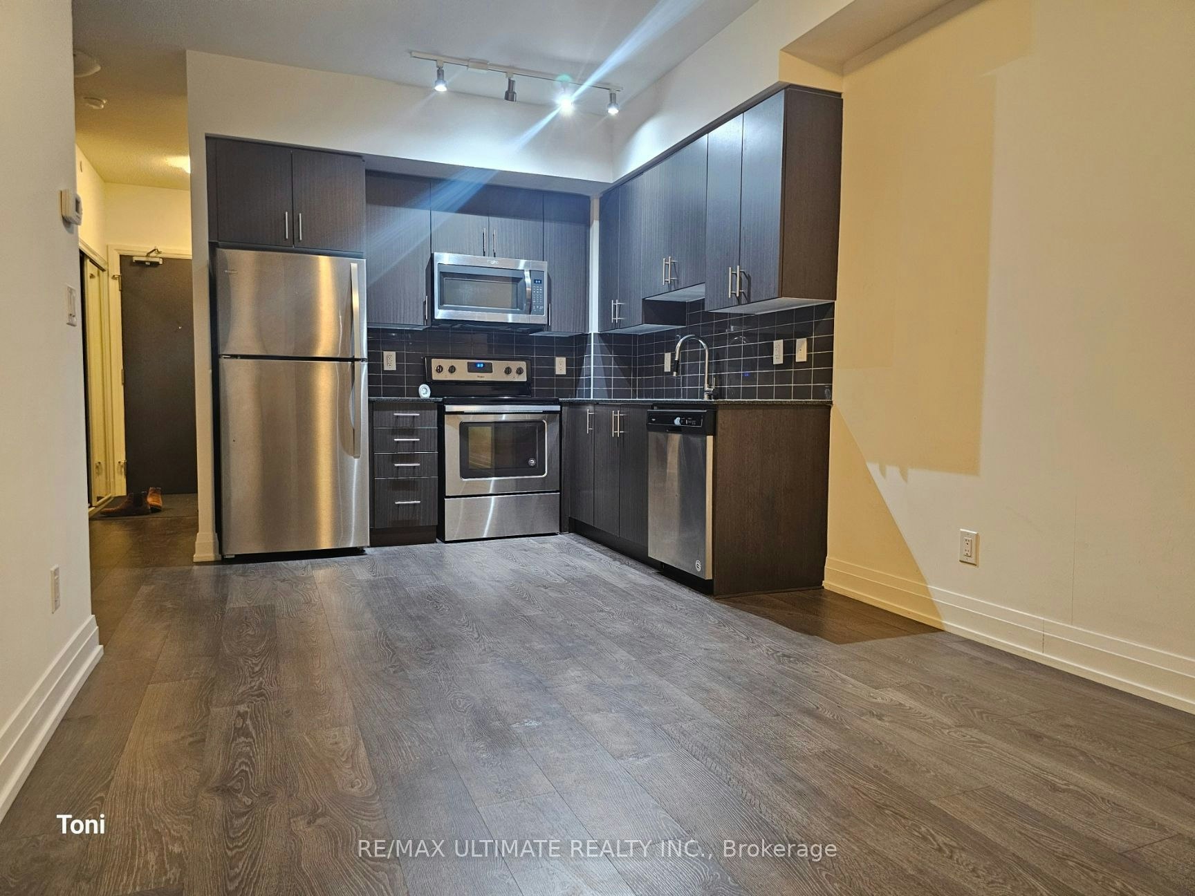 1610-3600 Highway 7 Road, Vaughan, ON, L4L 0G7 - 5