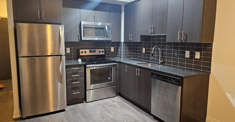 1610-3600 Highway 7 Road, Vaughan, ON, L4L 0G7 - 2