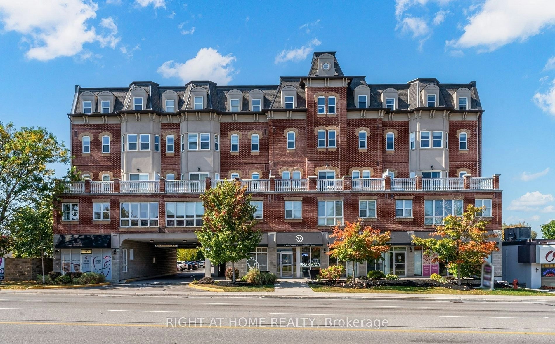 202-15450 Yonge Street, Aurora, ON, L4G 0K1