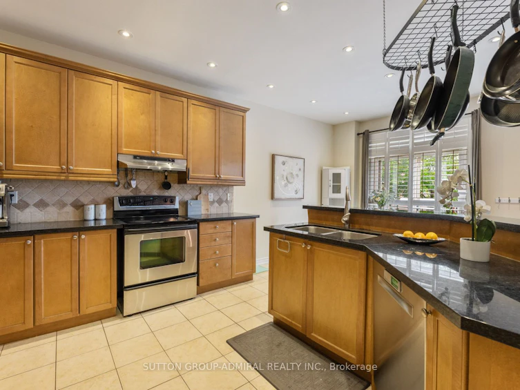 354 Autumn Hill Boulevard, Vaughan, ON, L4J 9C1 - 10