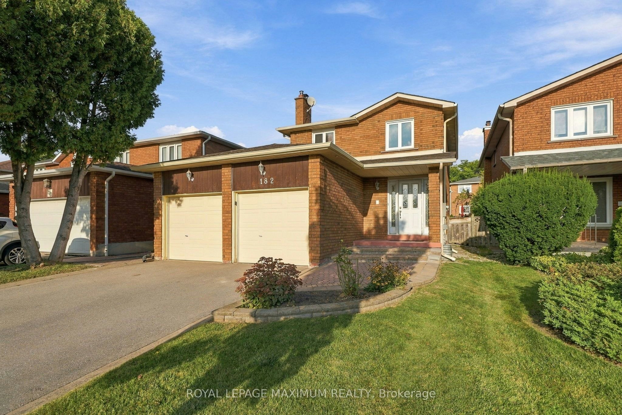 182 Nestor Crescent, Vaughan, ON, L4L 5A1