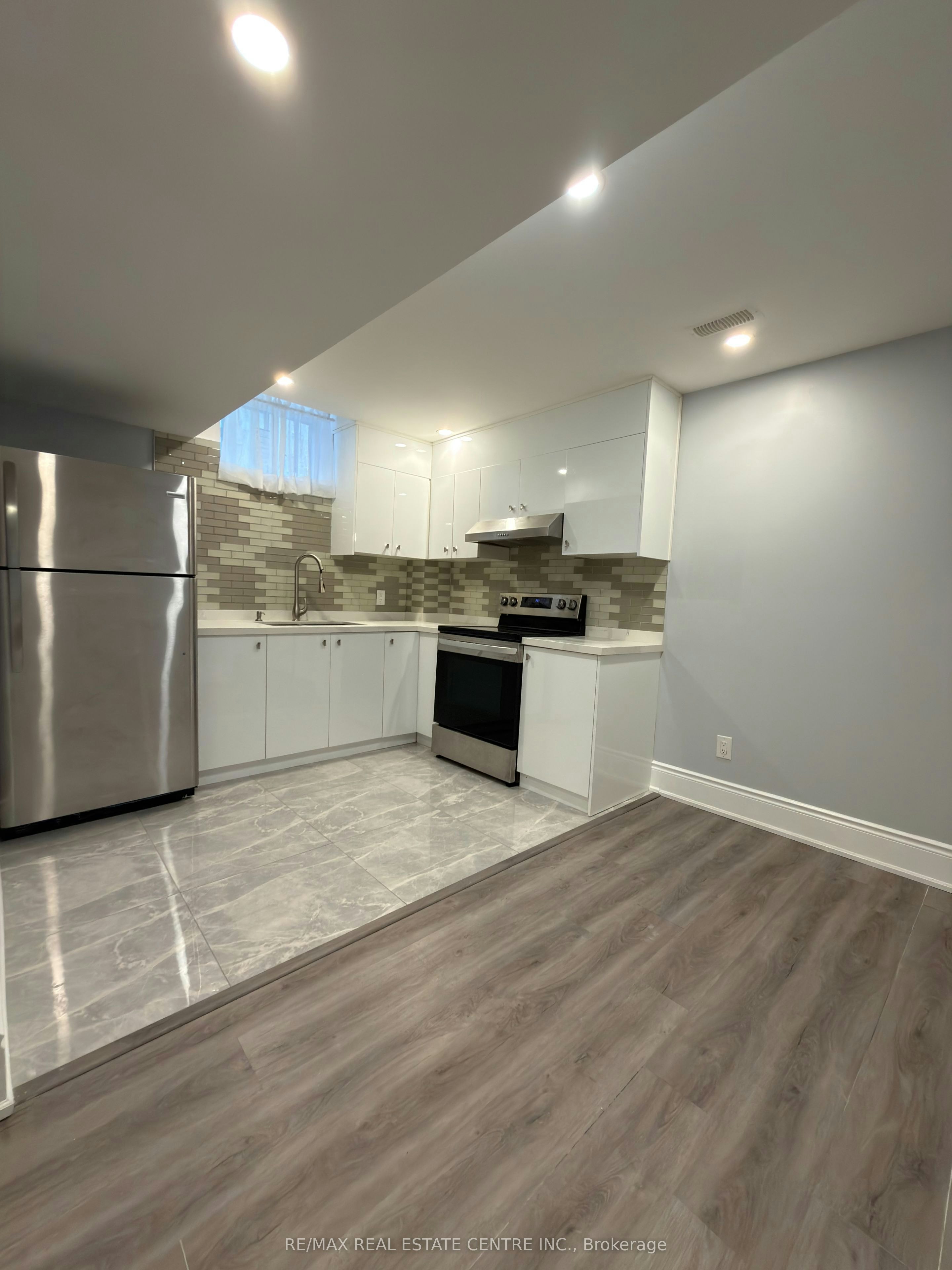 Lower-53 Dybal Street, Vaughan, ON, L4H 2L2 - 6