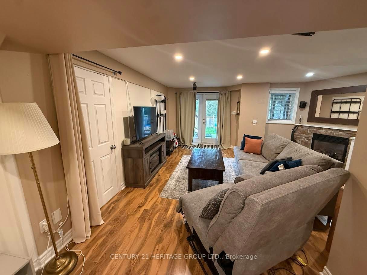 Bsmt-154 Hollandview Trail, Aurora, ON, L4G 7K4 - 3
