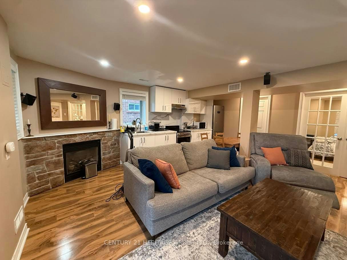 Bsmt-154 Hollandview Trail, Aurora, ON, L4G 7K4 - 2