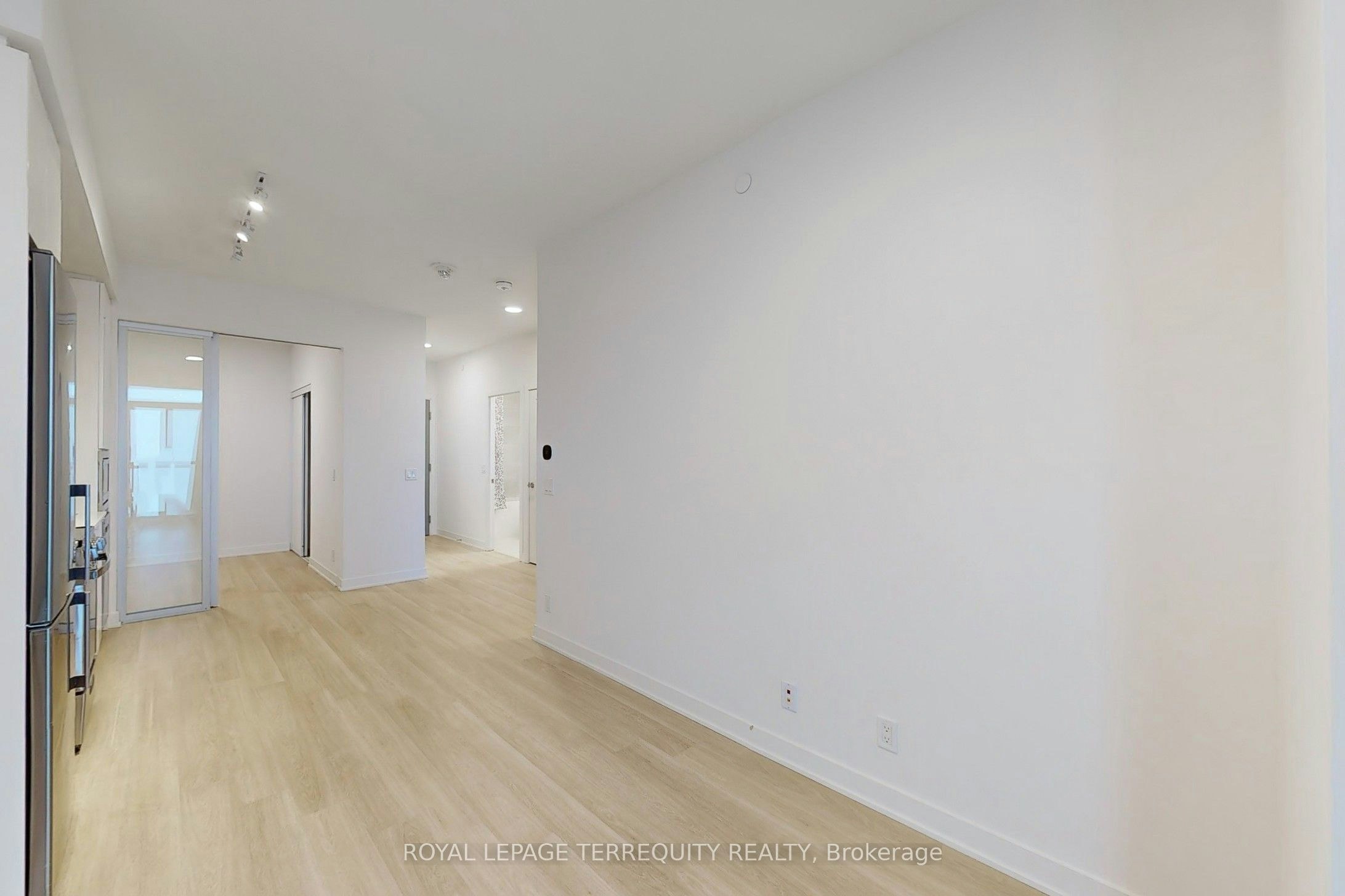 3103-30 Upper Mall Way, Vaughan, ON, L4J 0L7 - 13