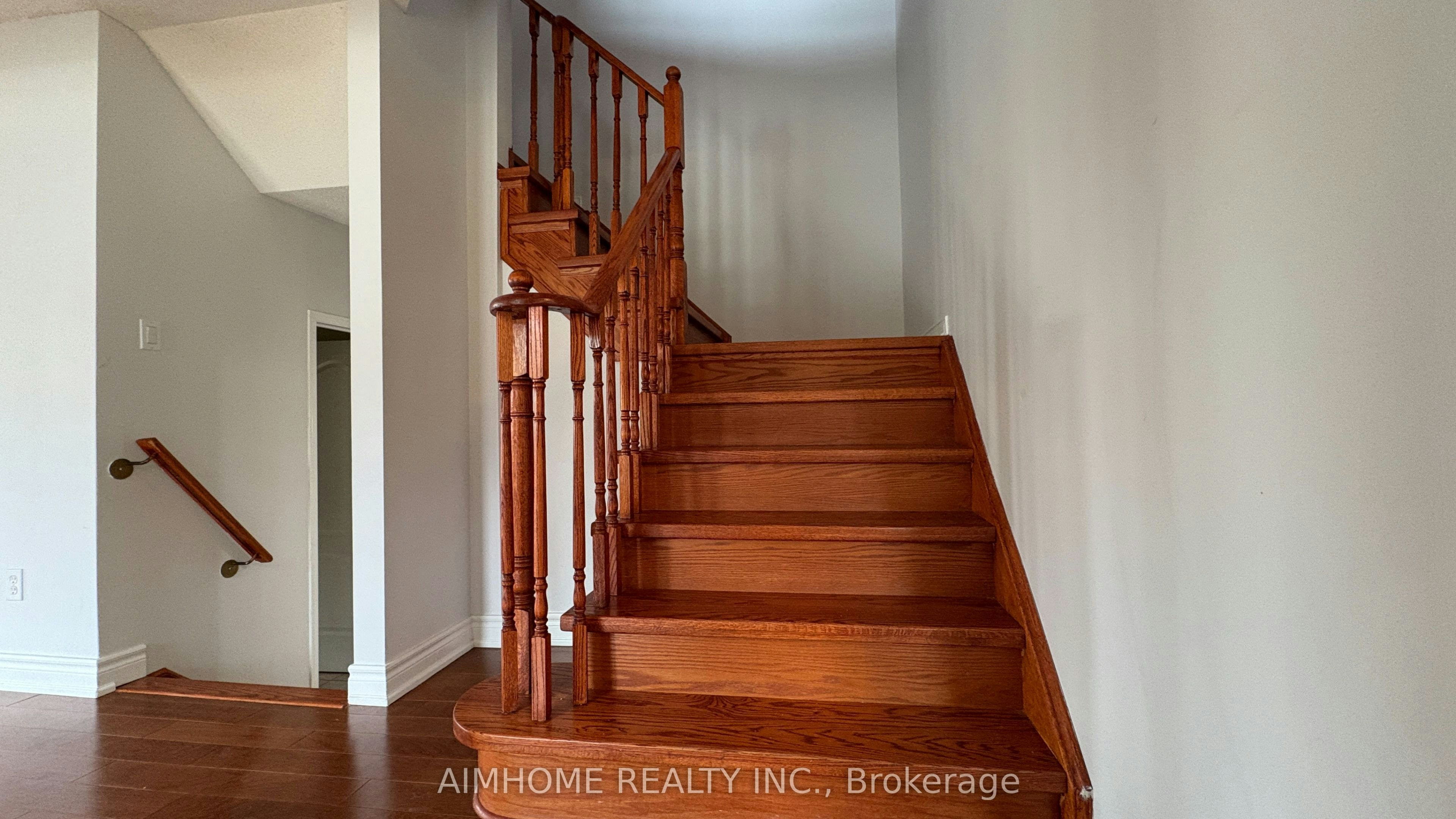 90 Briarhall Crescent, Markham, ON, L6C 2C7 - 11
